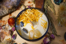 Load image into Gallery viewer, Abundance Alchemy Altar Candle