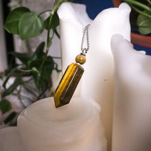 Load image into Gallery viewer, Crystal Point Potion Pendant