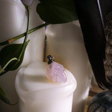 Load image into Gallery viewer, Crystal Skull Potion Pendant