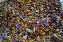 Load image into Gallery viewer, Euphoria Herbal Smoke Blend
